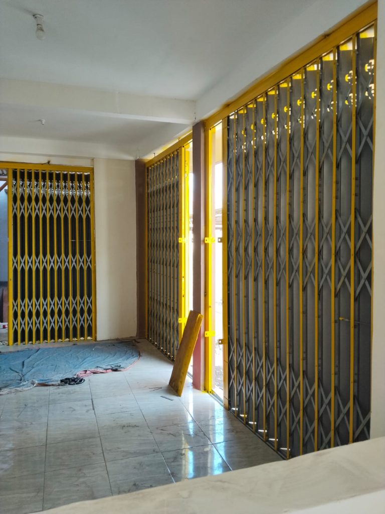 bengkel las pintu harmonika